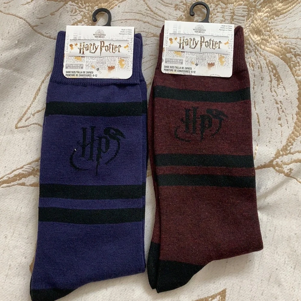 NWT Harry Potter Wizarding World Men's Striped Crew Socks 2 Pair Size 6-12